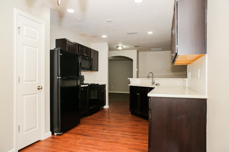 2,115/Mo, 77837 Lumber Creek Blvd Yulee, FL 32097 Kitchen View 2
