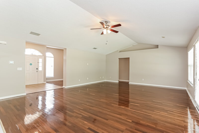 2,140/Mo, 1573 Guardian Ct Jacksonville, FL 32221 Living Room View