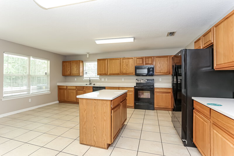 2,140/Mo, 1573 Guardian Ct Jacksonville, FL 32221 Kitchen View