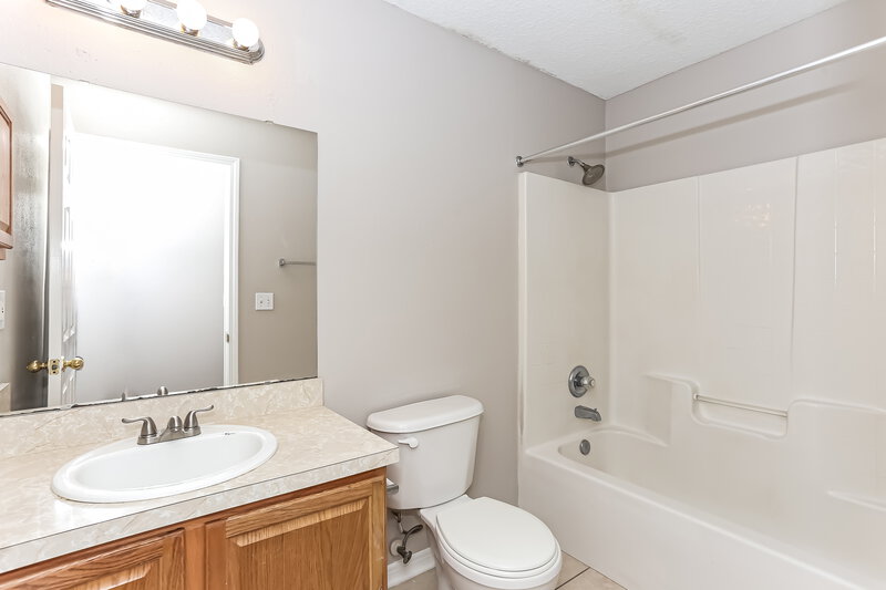 2,140/Mo, 1573 Guardian Ct Jacksonville, FL 32221 Bathroom View