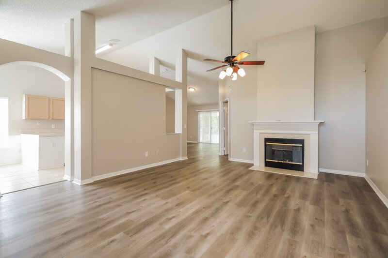 1,880/Mo, 1568 Saddlebrook Ln Jacksonville, FL 32221 Dining Room View