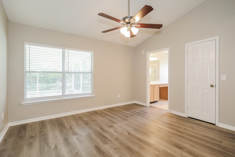 1,880/Mo, 1568 Saddlebrook Ln Jacksonville, FL 32221 Main Bedroom View