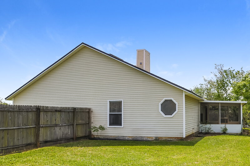 1,880/Mo, 1568 Saddlebrook Ln Jacksonville, FL 32221 Rear View 2