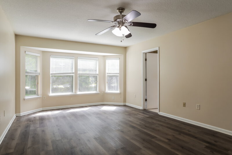 2,700/Mo, 12613 Wooded Bluff Ct Jacksonville, FL 32226 Main Bedroom View
