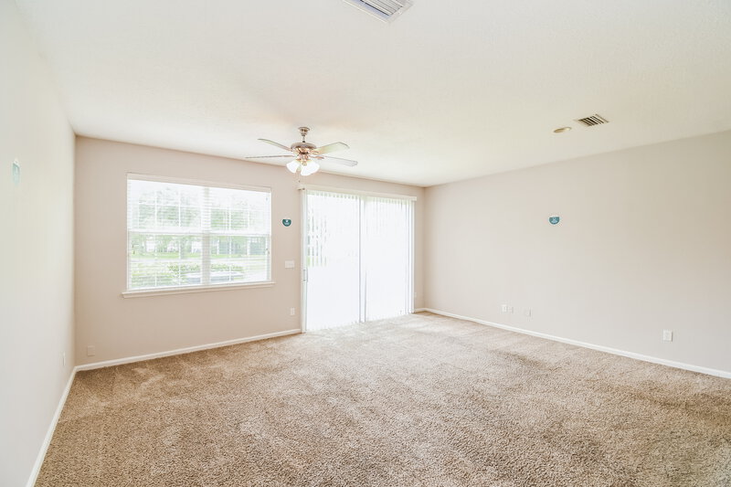 1,595/Mo, 3645C Creswick Cir Orange Park, FL 32065 Living Room View 3