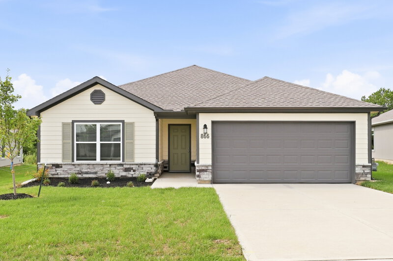 2,385/Mo, 866 N Pear St Gardner, KS 66030 External View