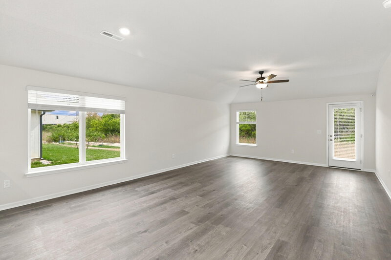 2,600/Mo, 874 N Pear St Gardner, KS 66030 Dining Room View