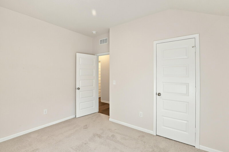 2,600/Mo, 874 N Pear St Gardner, KS 66030 Bedroom View