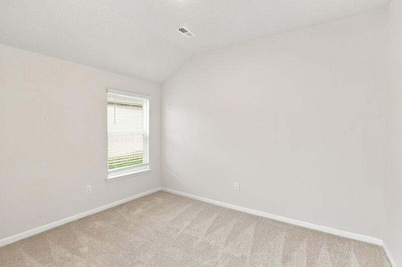 2,600/Mo, 874 N Pear St Gardner, KS 66030 Bedroom View 2