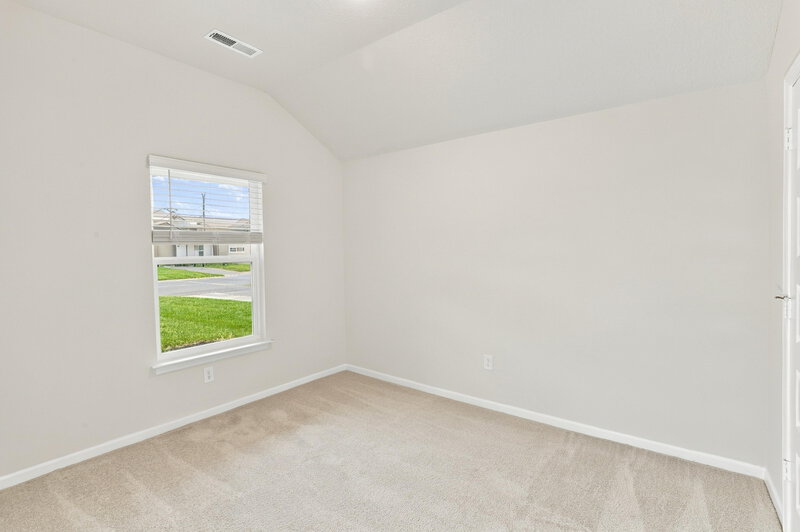 2,600/Mo, 874 N Pear St Gardner, KS 66030 Bedroom View 3