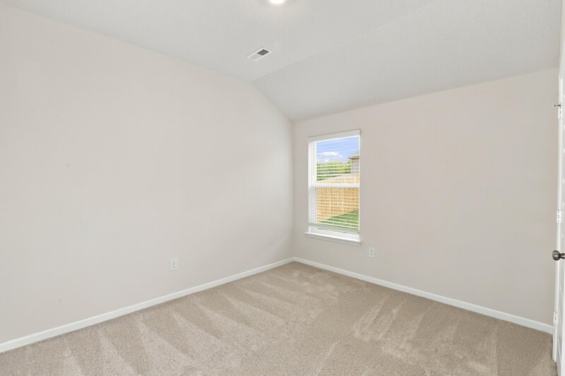 2,600/Mo, 874 N Pear St Gardner, KS 66030 Bedroom View 4