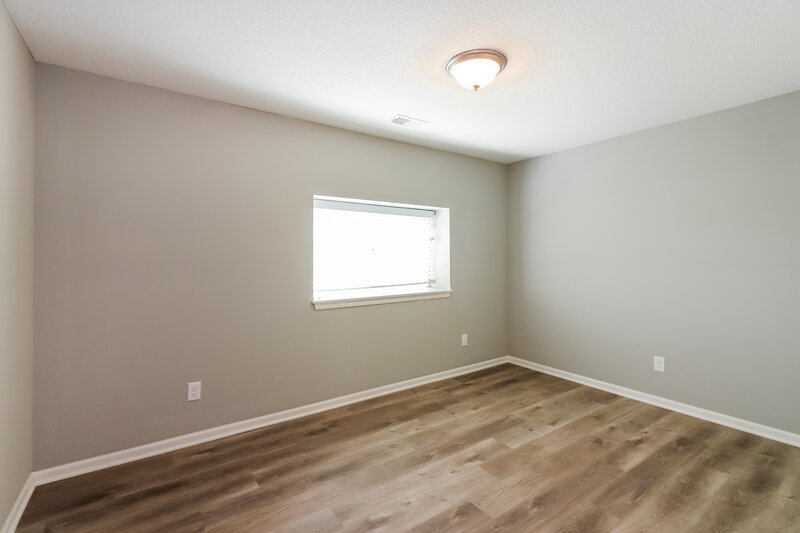 2,100/Mo, 1203 NW Hilltop Ln Grain Valley, MO 64029 Bedroom View