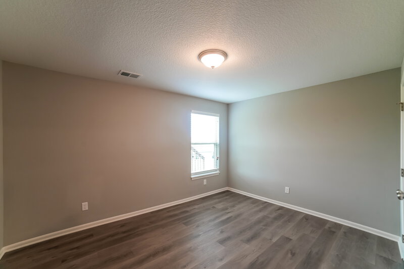 1,900/Mo, 1210 NW Hilltop Ln Grain Valley, MO 64029 Bedroom View