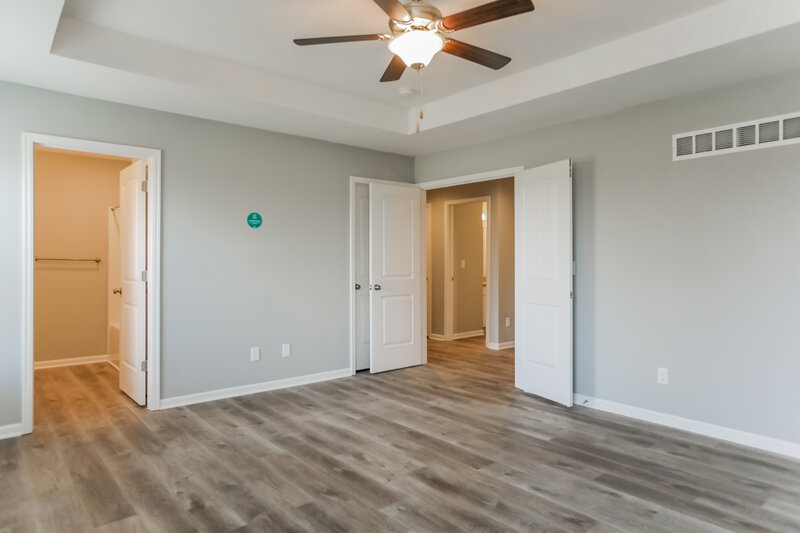 0/Mo, 1702 Hilltop Ct Grain Valley, MO 64029 Main Bedroom View