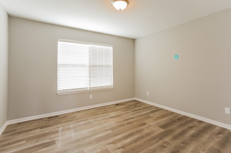 0/Mo, 1702 Hilltop Ct Grain Valley, MO 64029 Bedroom View 2