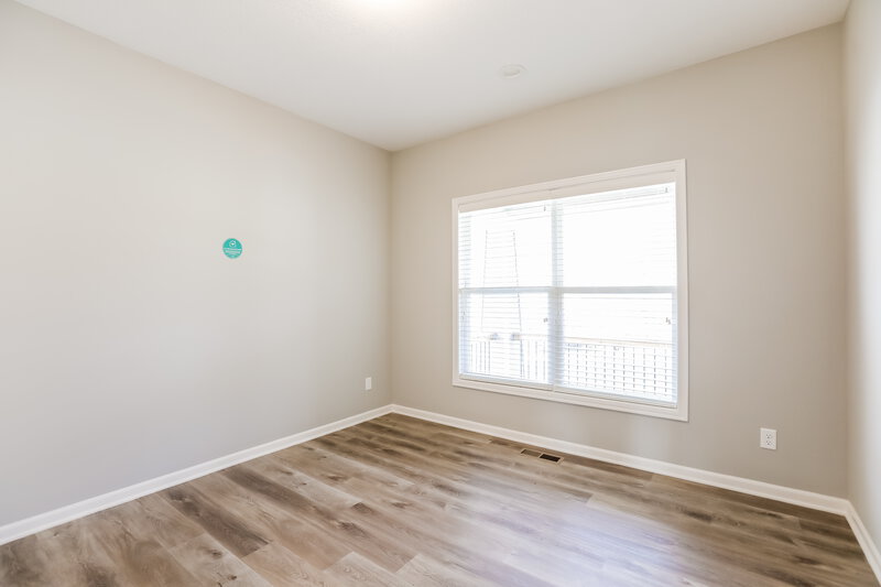 2,135/Mo, 702 Pampas St Pleasant Hill, MO 64080 Bedroom View 2