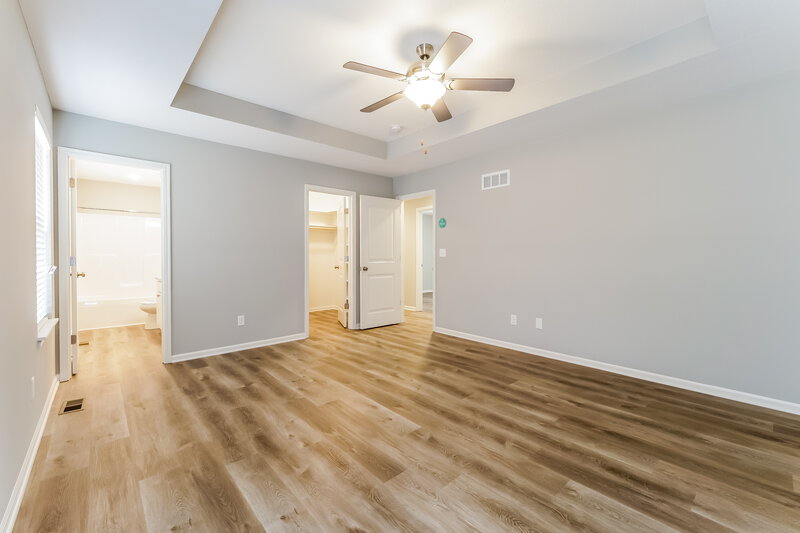0/Mo, 7560 Overland Dr Belton, MO 64012 Main Bedroom View