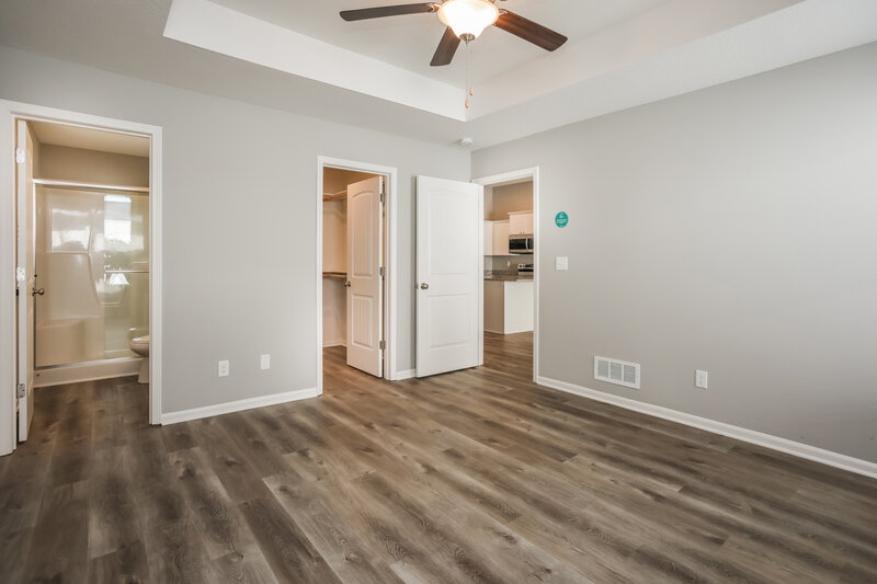 0/Mo, 7441 Maybrook Dr Belton, MO 64012 Main Bedroom View 2
