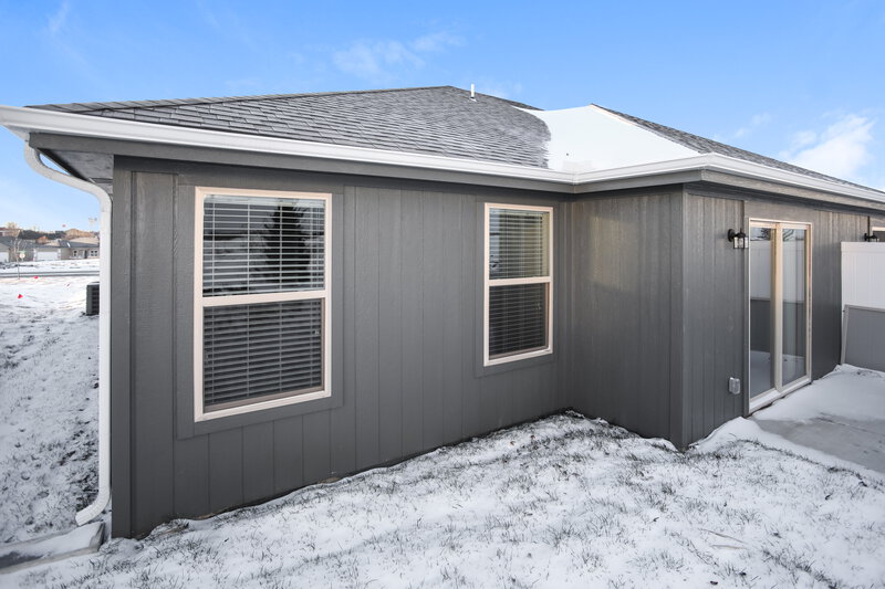 0/Mo, 7472 Maybrook Dr Belton, MO 64012 Rear View