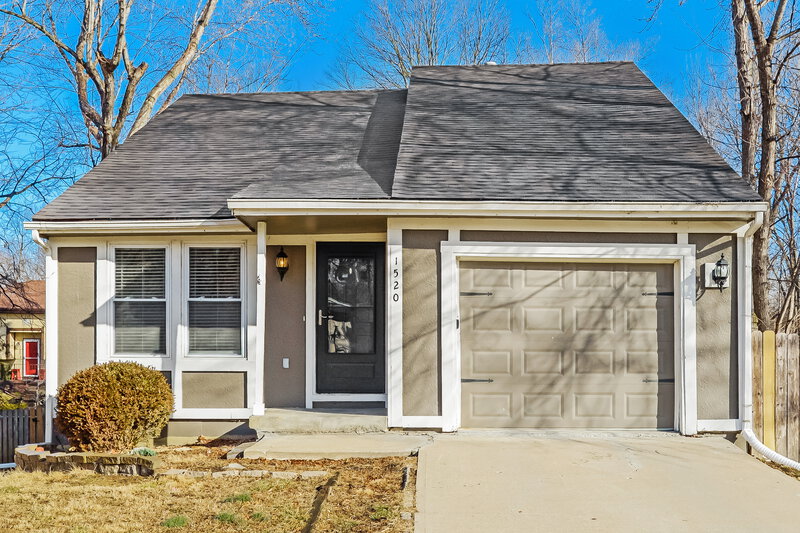 1,700/Mo, 1520 Osage St Leavenworth, KS 66048 External View