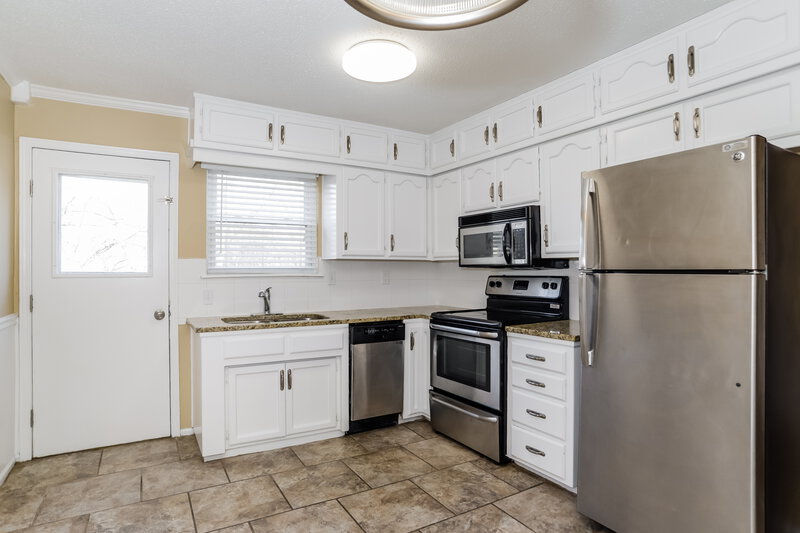 1,700/Mo, 1520 Osage St Leavenworth, KS 66048 Misc View 6