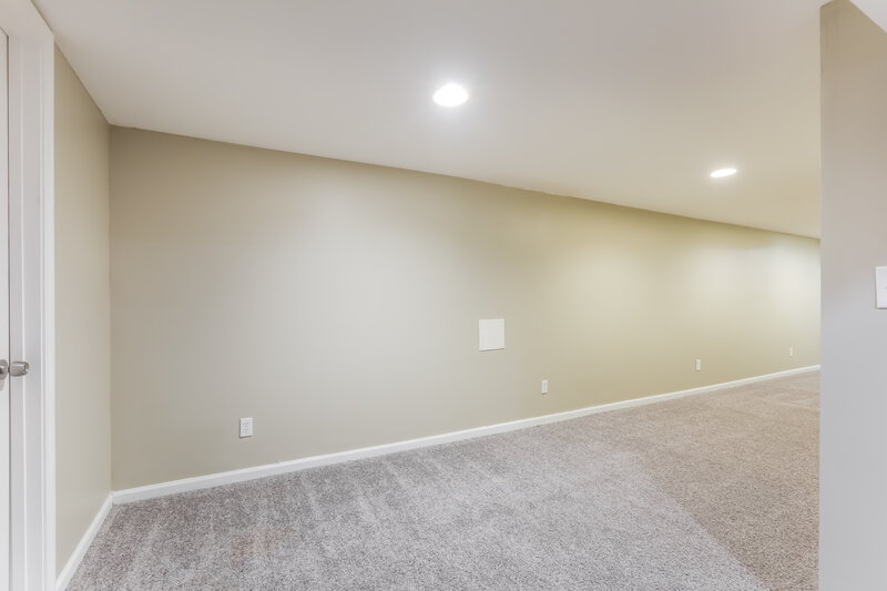 2,060/Mo, 1310 Osage St Leavenworth, KS 66048 Basement View