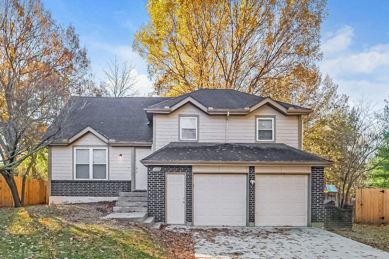 2,275/Mo, 1833 E 152nd Circle Olathe, KS 66062 External View