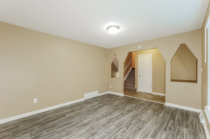 2,275/Mo, 1833 E 152nd Circle Olathe, KS 66062 Dining Room View 2
