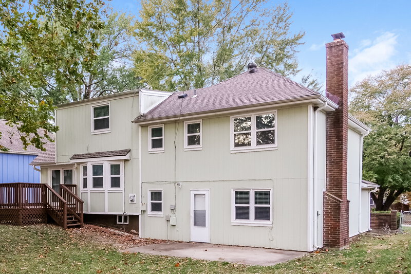 2,625/Mo, 9915 Westgate Ln Lenexa, KS 66215 Rear View