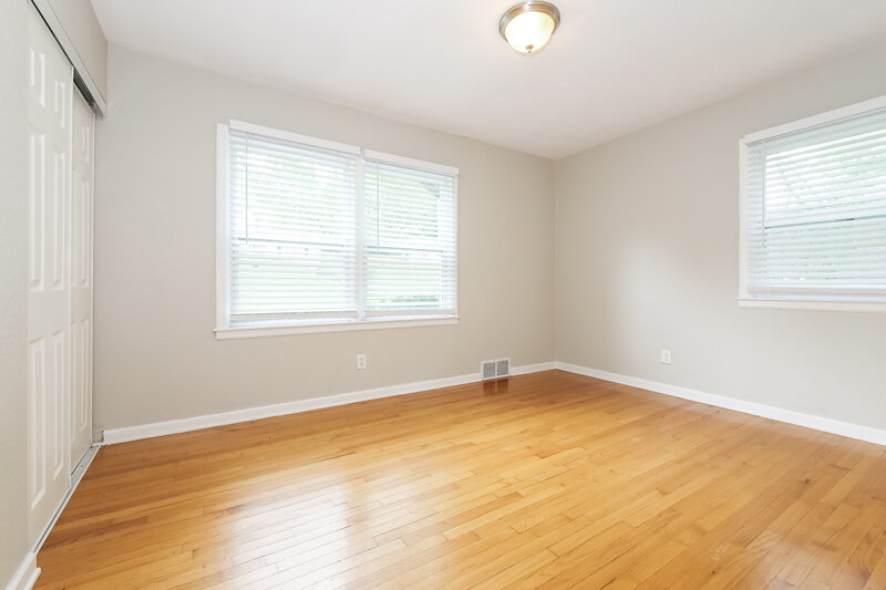 1,525/Mo, 6506 Farrow Ave Kansas City, KS 66104 Bedroom View 2