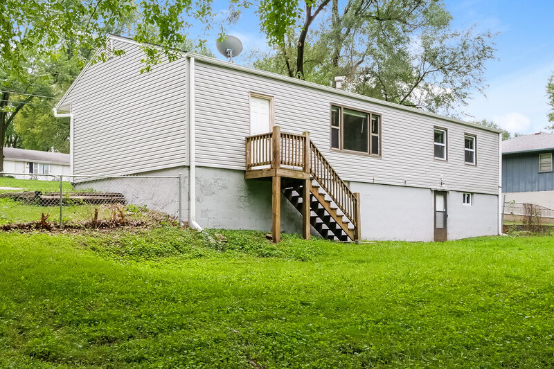 1,525/Mo, 6506 Farrow Ave Kansas City, KS 66104 Rear View