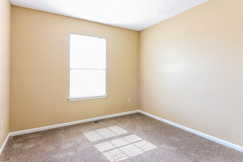 2,005/Mo, 1200 Silver Maple Dr Belton, MO 64012 Bedroom View