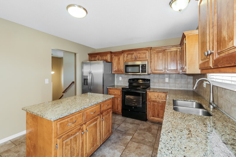 1,975/Mo, 508 Fall Creek Drive Belton, MO 64012 Kitchen View 2