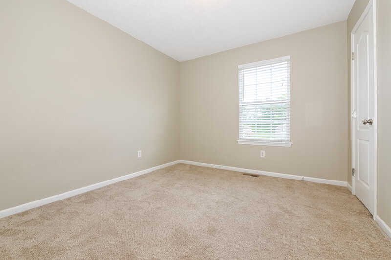 3,130/Mo, 1203 Fall Meadow Ln Belton, MO 64012 Bedroom View 2