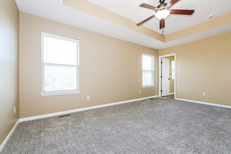 2,140/Mo, 704 Fall Creek Circle Belton, MO 64012 Main Bedroom View