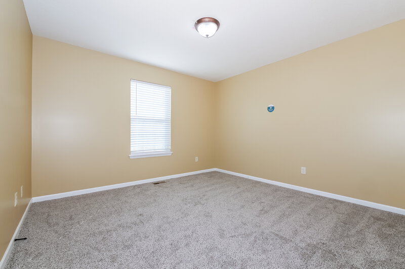 2,140/Mo, 704 Fall Creek Circle Belton, MO 64012 Bedroom View