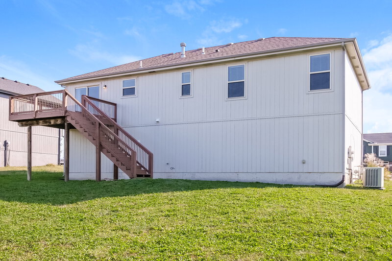 2,140/Mo, 704 Fall Creek Circle Belton, MO 64012 Rear View 2