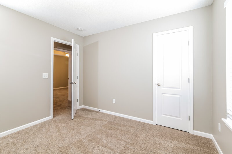 1,815/Mo, 601 Hibiscus Dr Belton, MO 64012 Bedroom View 5