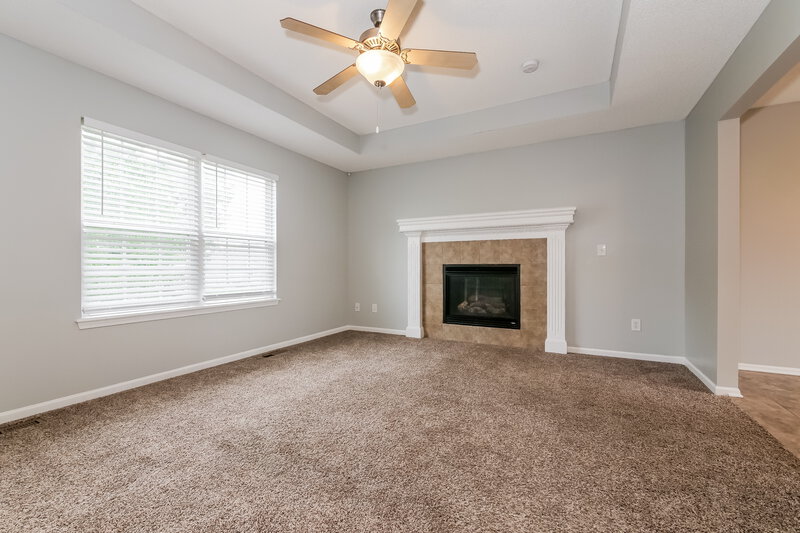 1,855/Mo, 515 Hibiscus Dr Belton, MO 64012 Living Room View