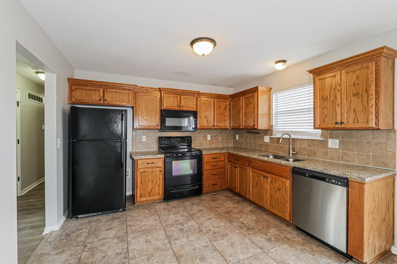 2,045/Mo, 708 Fall Creek Drive Belton, MO 64012 Misc View 4