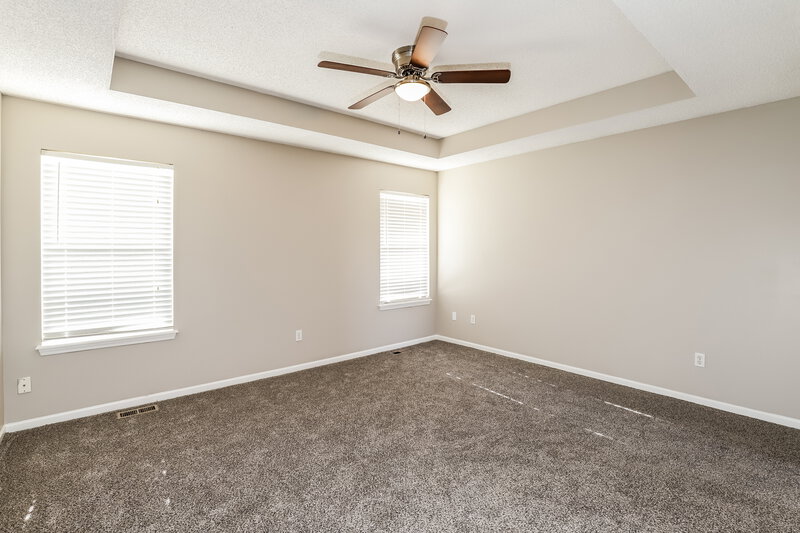 2,140/Mo, 712 Hibiscus CR Belton, MO 64012 Main Bedroom View