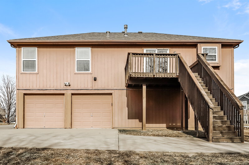 2,140/Mo, 712 Hibiscus CR Belton, MO 64012 Rear View