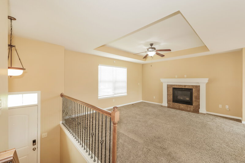 2,320/Mo, 705 Hibiscus CR Belton, MO 64012 Living Room View