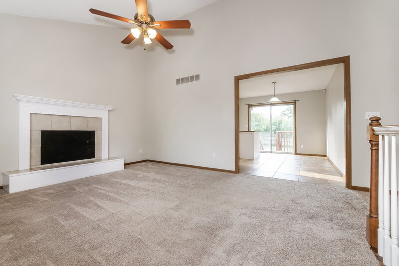 1,740/Mo, 3026 SW Shadow Brook Dr Blue Springs, MO 64015 Living Room View 3