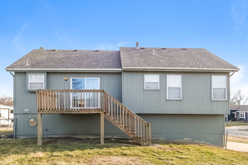 1,965/Mo, 1710 Cody Dr Raymore, MO 64083 Rear View