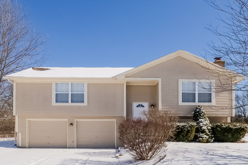 1,800/Mo, 17407 Cerrito Dr Belton, MO 64012 External View