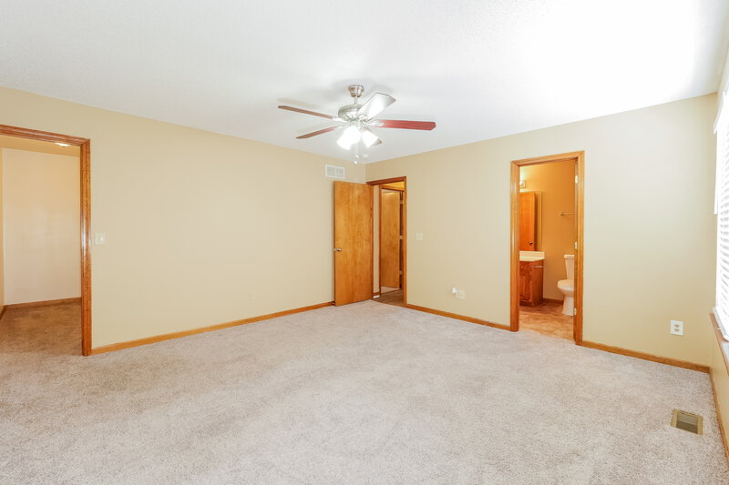 1,800/Mo, 17407 Cerrito Dr Belton, MO 64012 Main Bedroom View