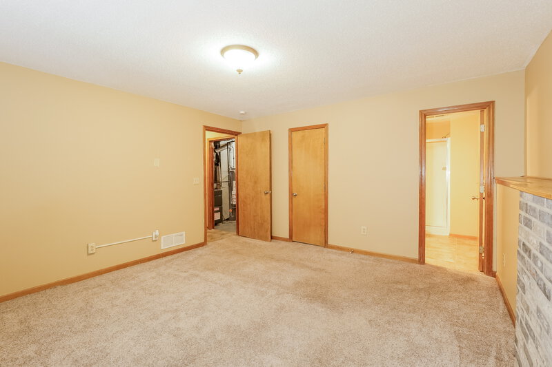 1,800/Mo, 17407 Cerrito Dr Belton, MO 64012 Basement View