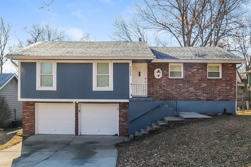 1,745/Mo, 2205 NW 65th St Kansas City, MO 64151 External View