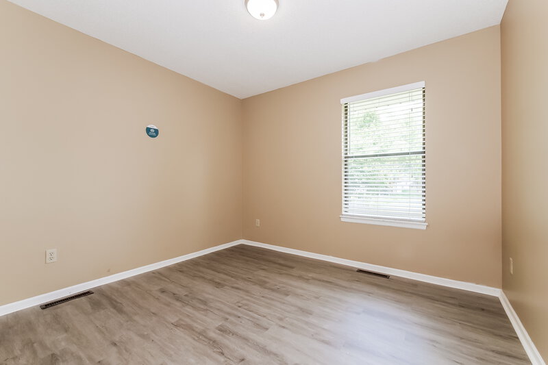 1,715/Mo, 106 Brent Rd Belton, MO 64012 Bedroom View